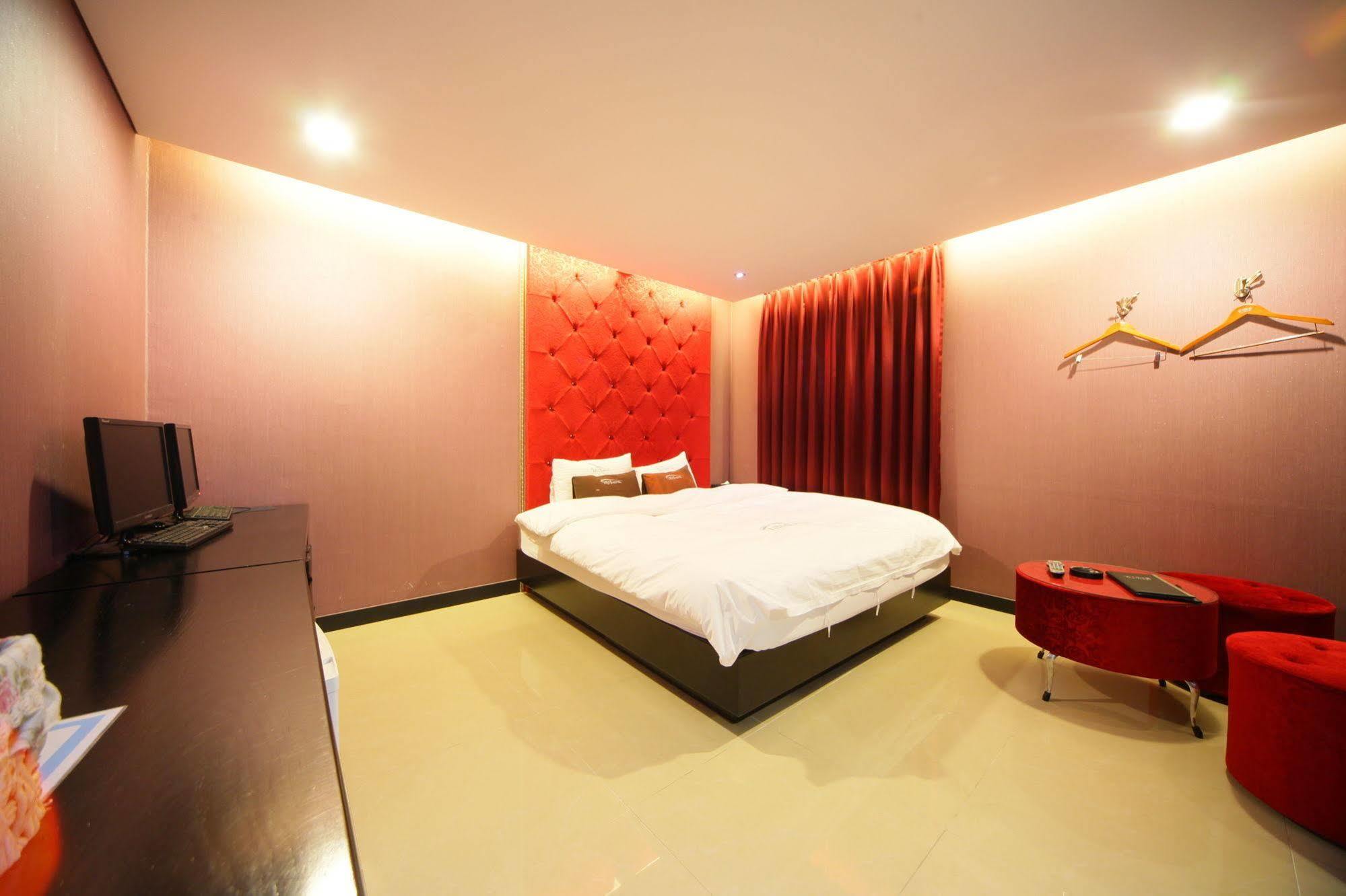 Iris Motel Busan Exterior foto